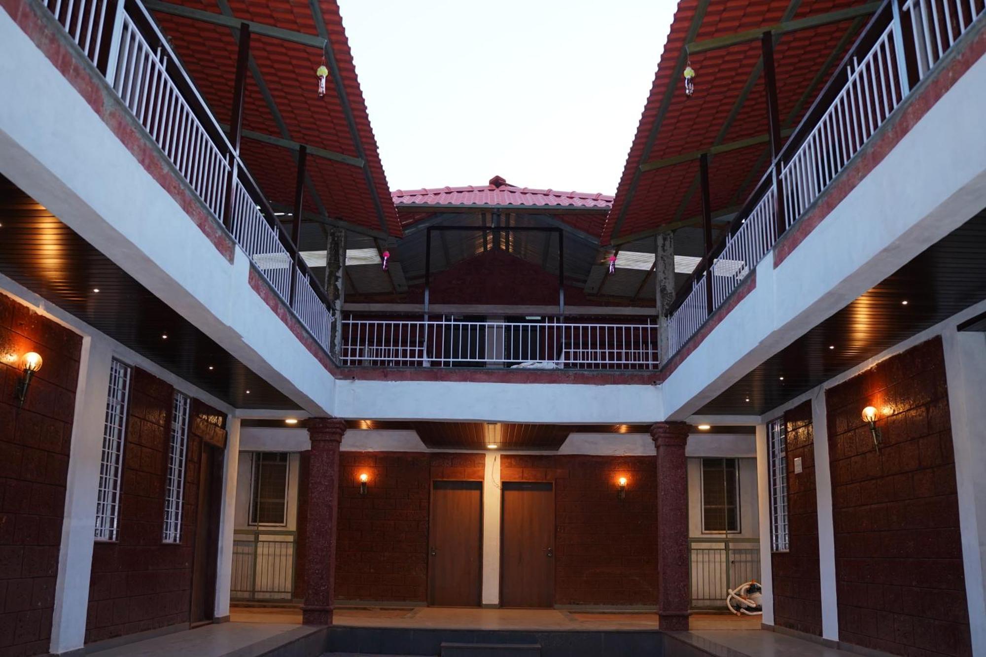 Vanvarsha Resort Chandoli Eksteriør billede